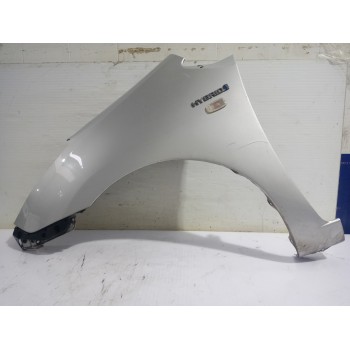 Recambio de aleta delantera izquierda para toyota prius (nhw20) basis referencia OEM IAM 5380247011  