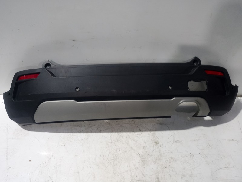 Recambio de paragolpes trasero para jeep avenger altitude referencia OEM IAM 735770974  