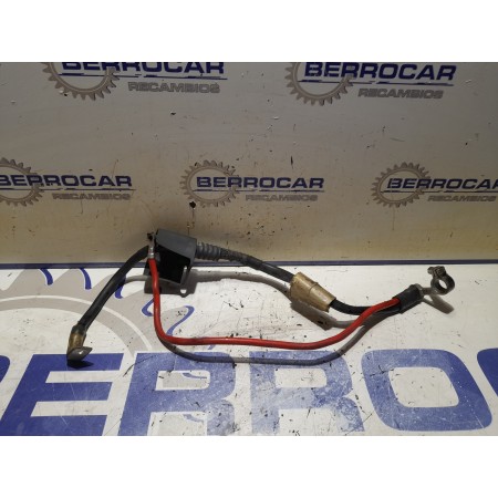 Recambio de borna postiva para mercedes-benz clase c (w203) berlina 2.2 cdi cat referencia OEM IAM 2035402106  