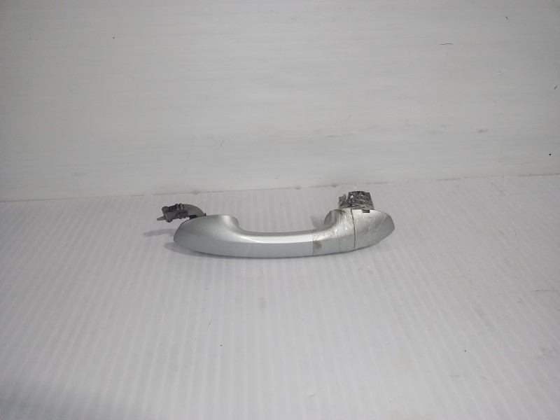 Recambio de maneta exterior trasera derecha para volkswagen touran (5t1) advance bmt referencia OEM IAM 5TA837206A  