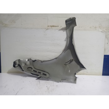 Recambio de aleta delantera izquierda para toyota prius (nhw20) basis referencia OEM IAM 5380247011  