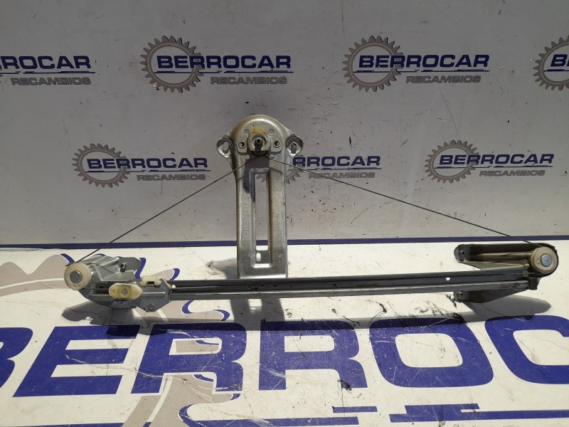 Recambio de elevalunas trasero derecho para opel zafira b referencia OEM IAM 13132228  