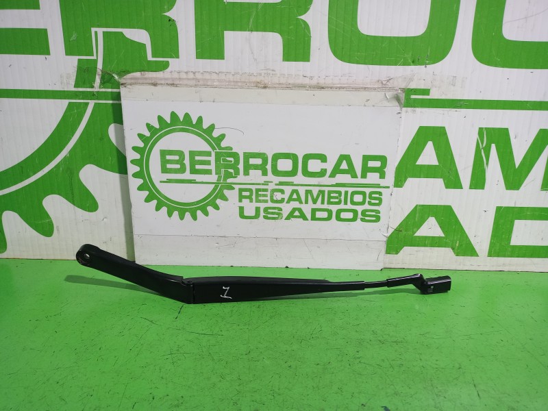 Recambio de brazo limpia delantero izquierdo para volkswagen t-roc (d11) basis referencia OEM IAM 2GA955409A  