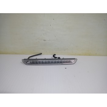 Recambio de luz central de freno para jeep avenger altitude referencia OEM IAM 9802932180  