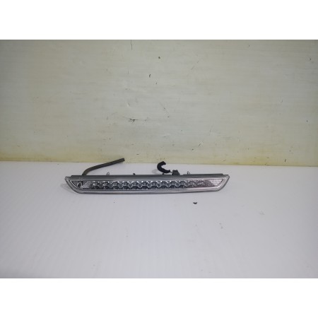 Recambio de luz central de freno para jeep avenger altitude referencia OEM IAM 9802932180  