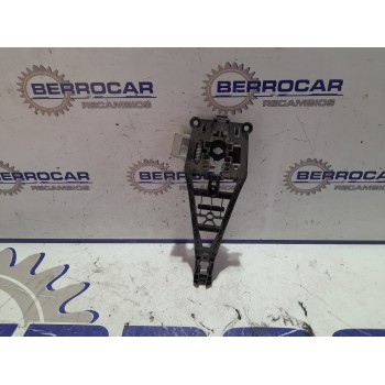 Recambio de soporte para opel astra h berlina referencia OEM IAM 24463749  