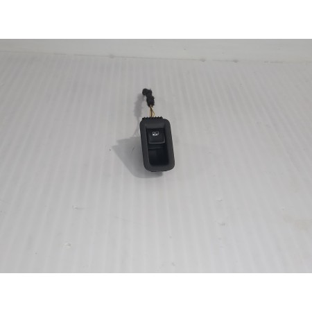 Recambio de mando elevalunas trasero izquierdo para volkswagen touran (5t1) advance bmt referencia OEM IAM 5TA868247  
