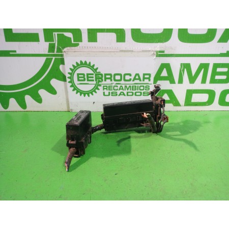 Recambio de caja reles / fusibles para nissan micra (k11) básico referencia OEM IAM 71246779  