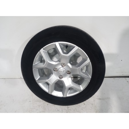 Recambio de llanta para jeep avenger altitude referencia OEM IAM 52197382  