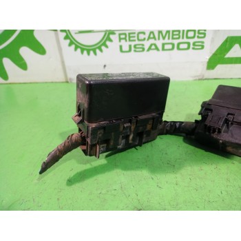 Recambio de caja reles / fusibles para nissan micra (k11) básico referencia OEM IAM 71246779  
