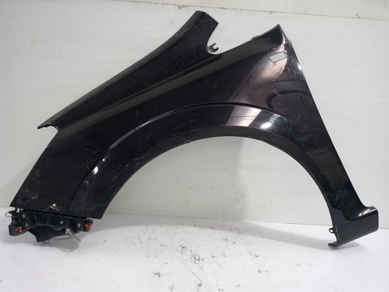 Recambio de aleta delantera izquierda para opel zafira b referencia OEM IAM   