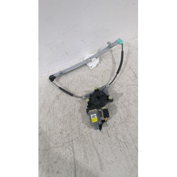 Recambio de elevalunas delantero derecho para kia stonic (yb) 1.0 t-gdi referencia OEM IAM 82402H8100  