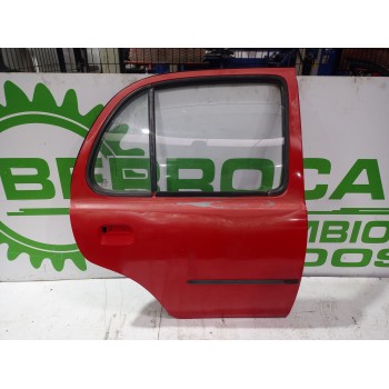 PUERTA TRASERA DERECHA 8210053B35 
