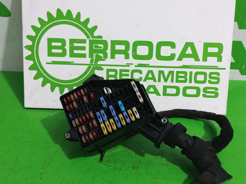 Recambio de caja reles / fusibles para skoda fabia (6y2/6y3) 1.2 12v referencia OEM IAM 601941824  