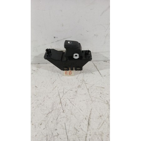 Recambio de mando elevalunas delantero derecho para kia stonic (yb) 1.0 t-gdi referencia OEM IAM 93576H8000  