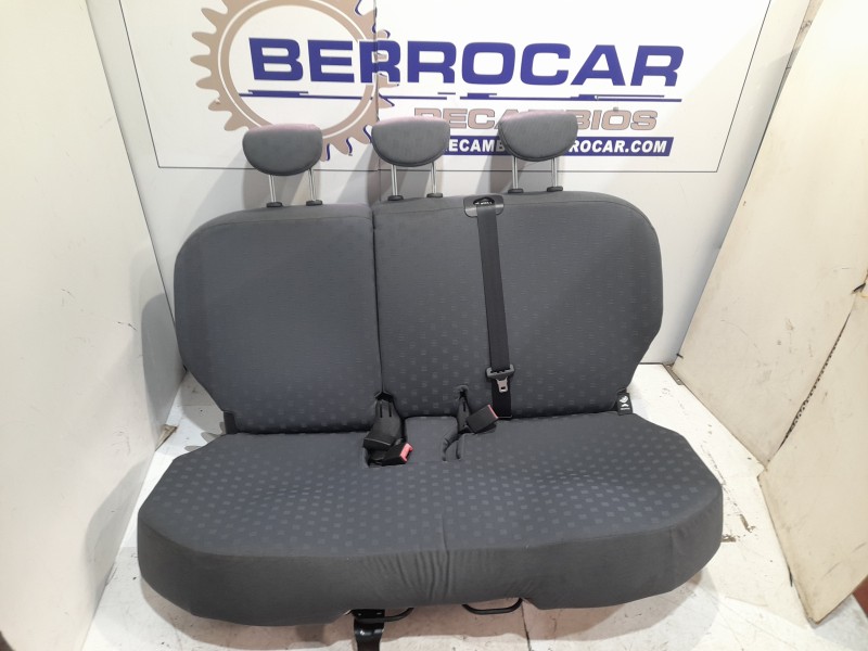 Recambio de asientos traseros para nissan micra (k12e) referencia OEM IAM ASIENTOS TRASEROS NISSAN MICRA 2002 2011  