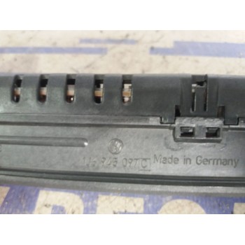 Recambio de luz central de freno para volkswagen golf iv berlina (1j1) referencia OEM IAM 1J6945097  