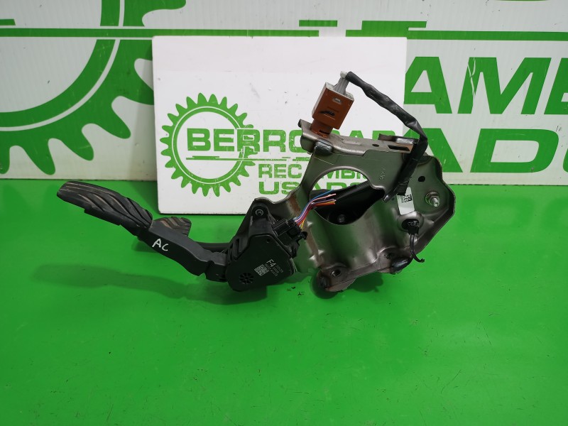 Recambio de pedalera para nissan qashqai ii (j11, j11_) 1.3 dig-t referencia OEM IAM 180026UA3B  