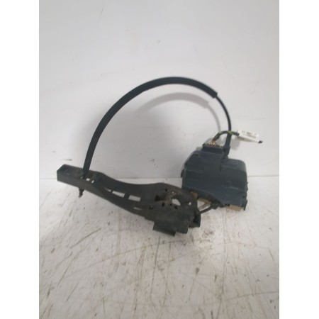 Recambio de cerradura puerta trasera derecha para citroën c3 i (fc_, fn_) 1.4 i referencia OEM IAM 9138C1  