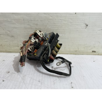 CAJA RELES / FUSIBLES 9664706280 