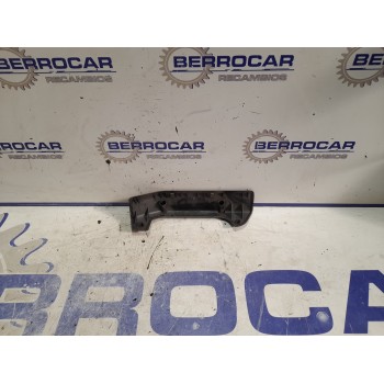 Recambio de moldura lateral para land rover discovery referencia OEM IAM EJE500160  