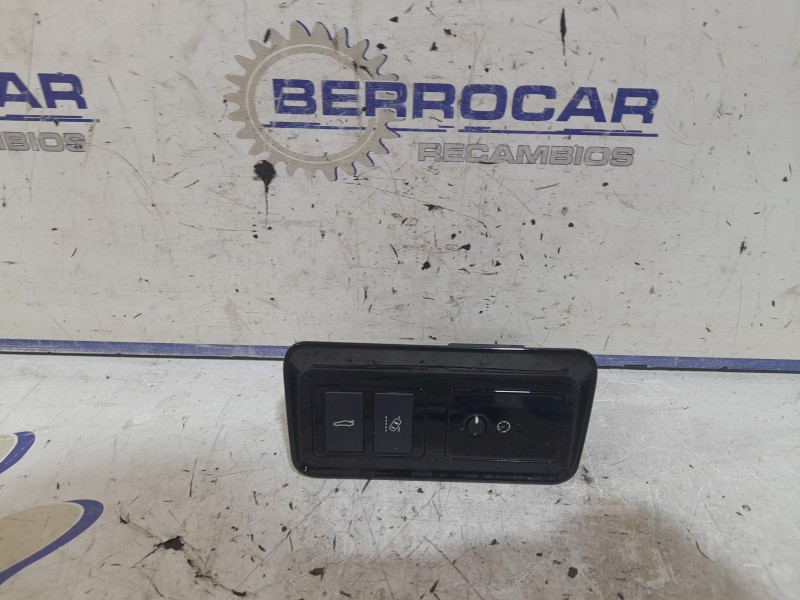 Recambio de mando multifuncion para jaguar xe 2.0 turbo cat referencia OEM IAM GX7311654HC  