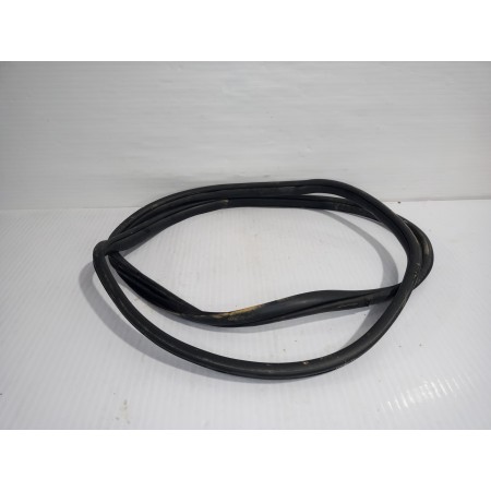 Recambio de goma contorno para hyundai i20 (bc3) essence mild-hybrid referencia OEM IAM 83120G2000  