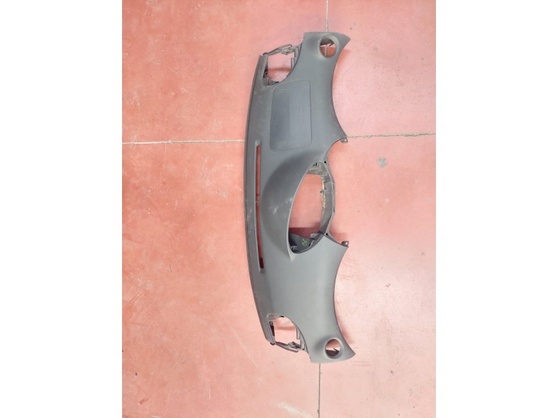 Recambio de salpicadero para toyota yaris (ncp1/nlp1/scp1) 1.0 cat referencia OEM IAM 553010D060  