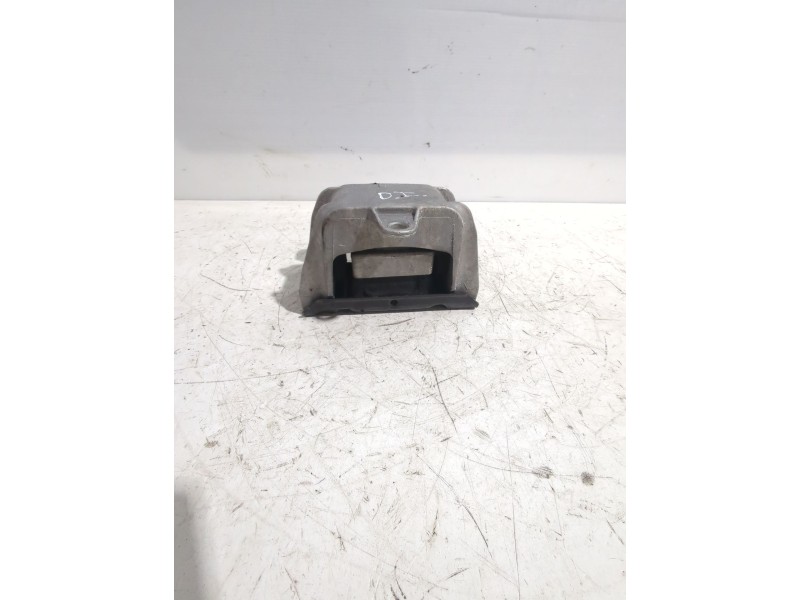 Recambio de soporte motor izquierdo para skoda octavia i (1u2) 1.9 tdi referencia OEM IAM 1J0199555AK  