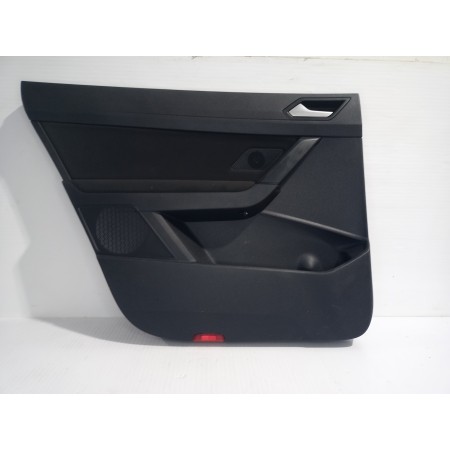 Recambio de guarnecido puerta trasera izquierda para volkswagen touran (5t1) advance bmt referencia OEM IAM 5TA867211  