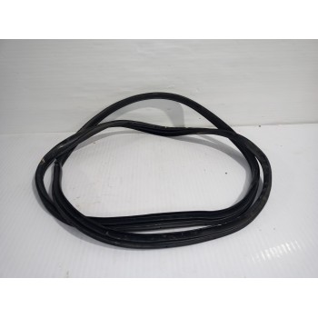 Recambio de goma contorno para hyundai i20 (bc3) essence mild-hybrid referencia OEM IAM 83120G2000  