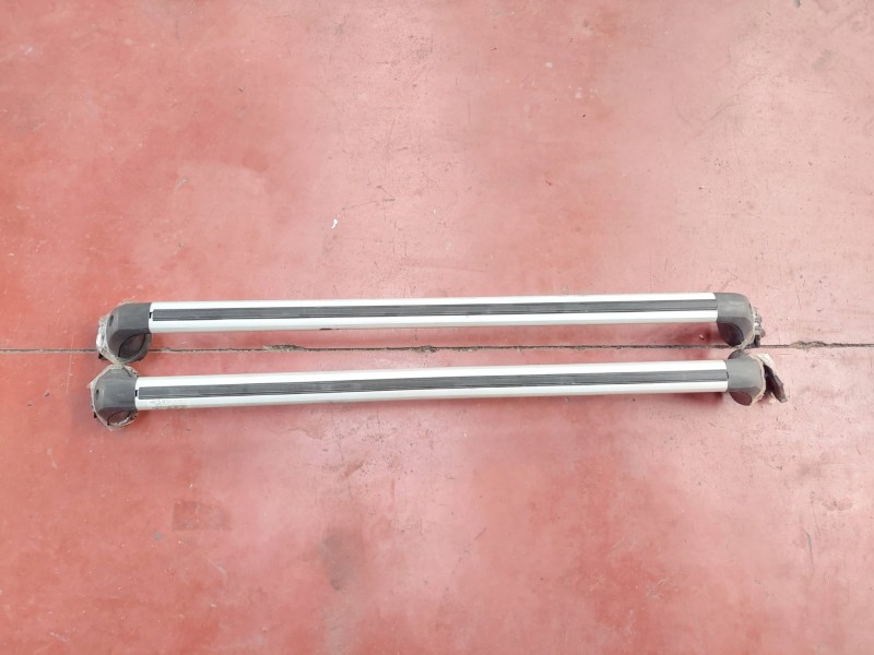 Recambio de barra techo para toyota corolla verso (r1) 2.2 d-cat referencia OEM IAM 634700F010B1  