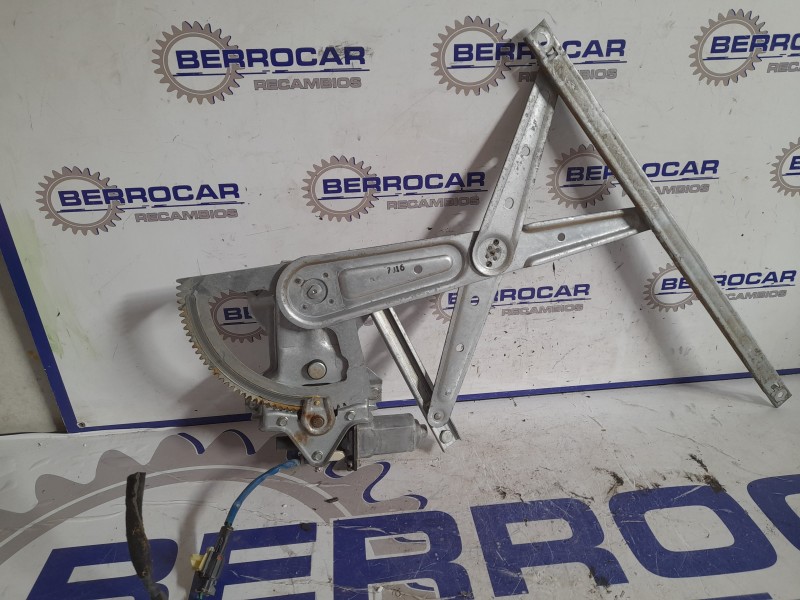 Recambio de elevalunas delantero derecho para kia sorento 2.5 crdi referencia OEM IAM 824603E000  