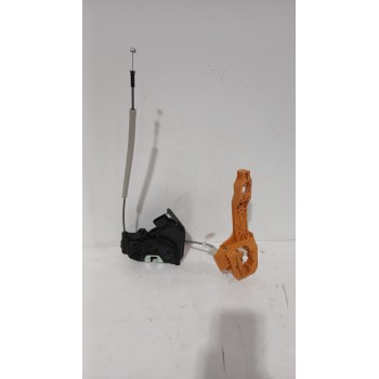 Recambio de cerradura puerta trasera derecha para kia stonic (yb) 1.0 t-gdi referencia OEM IAM 81420H8020  