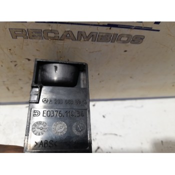 Recambio de moldura interior para mercedes-benz clase c (w203) berlina 2.2 cdi cat referencia OEM IAM A2036830019  