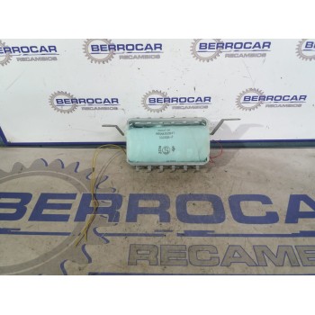 Recambio de airbag delantero derecho para toyota avensis berlina (t25) 1.8 16v cat referencia OEM IAM 4003701  