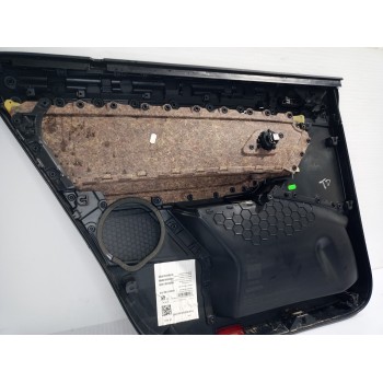 Recambio de guarnecido puerta trasera derecha para volkswagen touran (5t1) advance bmt referencia OEM IAM 5TA867212  