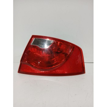 PILOTO TRASERO DERECHO 3R5945096C 