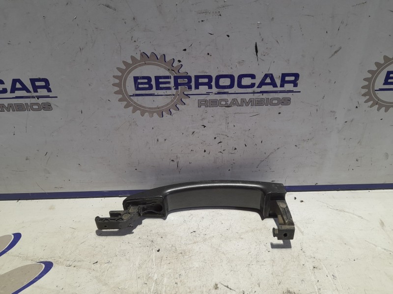 Recambio de maneta exterior delantera derecha para opel insignia berlina 2.0 16v cdti referencia OEM IAM 138616  