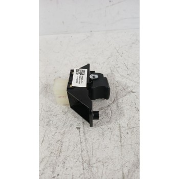 Recambio de mando elevalunas trasero derecho para kia stonic (yb) 1.0 t-gdi referencia OEM IAM 93576H8000  