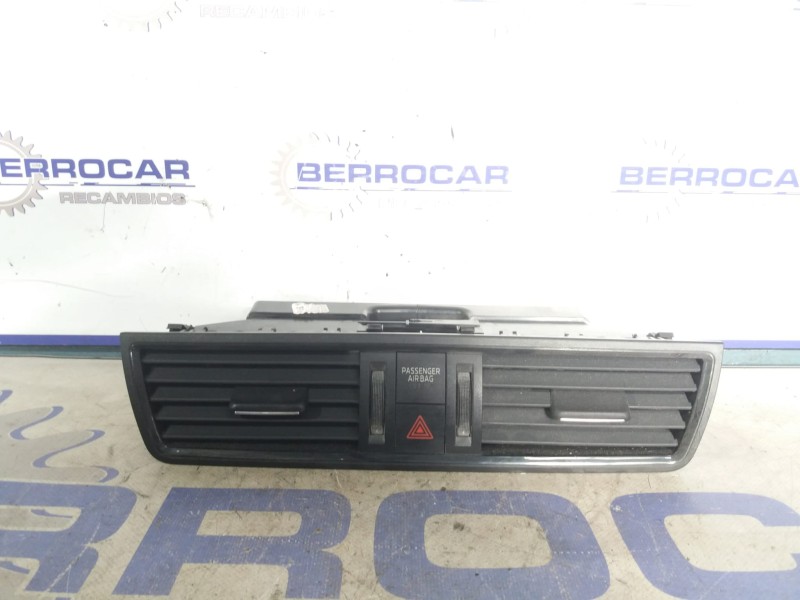 Recambio de rejilla aireadora para skoda spaceback (5h) 1.6 tdi referencia OEM IAM 5JA820951  