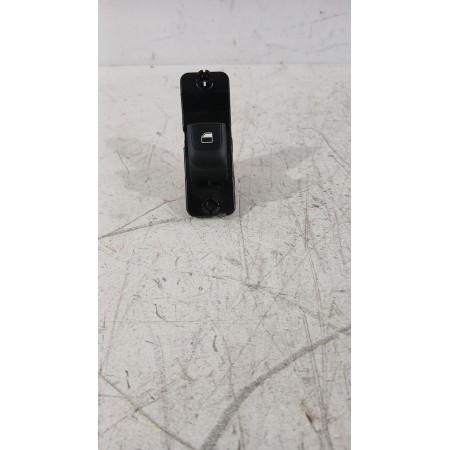 Recambio de mando elevalunas trasero izquierdo para kia stonic (yb) 1.0 t-gdi referencia OEM IAM 93576H8000  