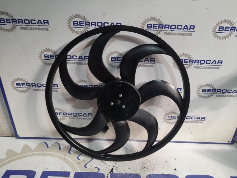 Recambio de electroventilador radiador aire acondicionado para jaguar xe 2.0 turbo cat referencia OEM IAM 5YY0671  