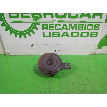 Recambio de claxon para nissan micra (k11) básico referencia OEM IAM 703881163  