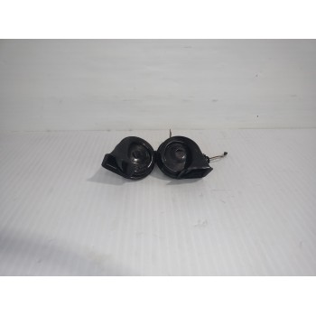 Recambio de claxon para volkswagen touran (5t1) advance bmt referencia OEM IAM 3881157  