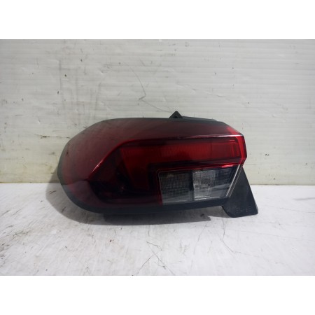 Recambio de piloto trasero izquierdo para opel corsa f edition referencia OEM IAM 9829317380  