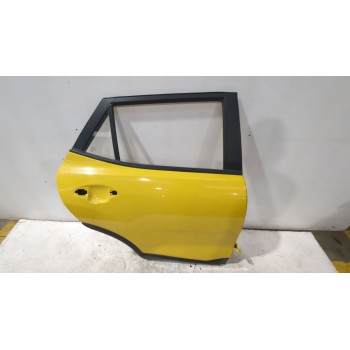 PUERTA TRASERA DERECHA 77004H8401 