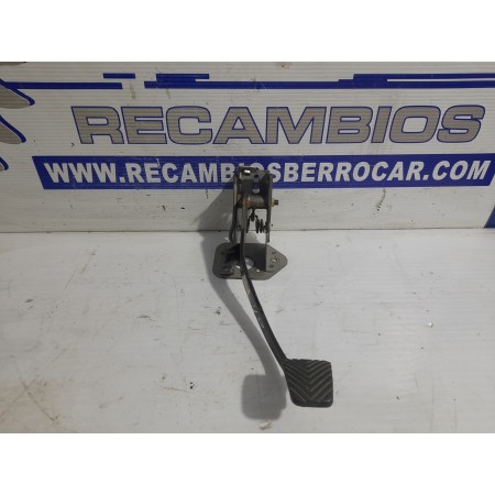 Recambio de pedal embrague para hyundai santa fe (sm) 2.0 crdi cat referencia OEM IAM 3282026010  