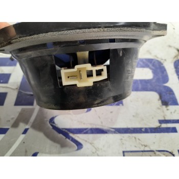 Recambio de altavoz para kia sorento 2.5 crdi referencia OEM IAM 963303E001  
