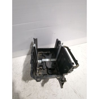 Recambio de soporte bateria para ford puma (j2k, cf7) 1.0 ecoboost referencia OEM IAM L1BB10723BB  